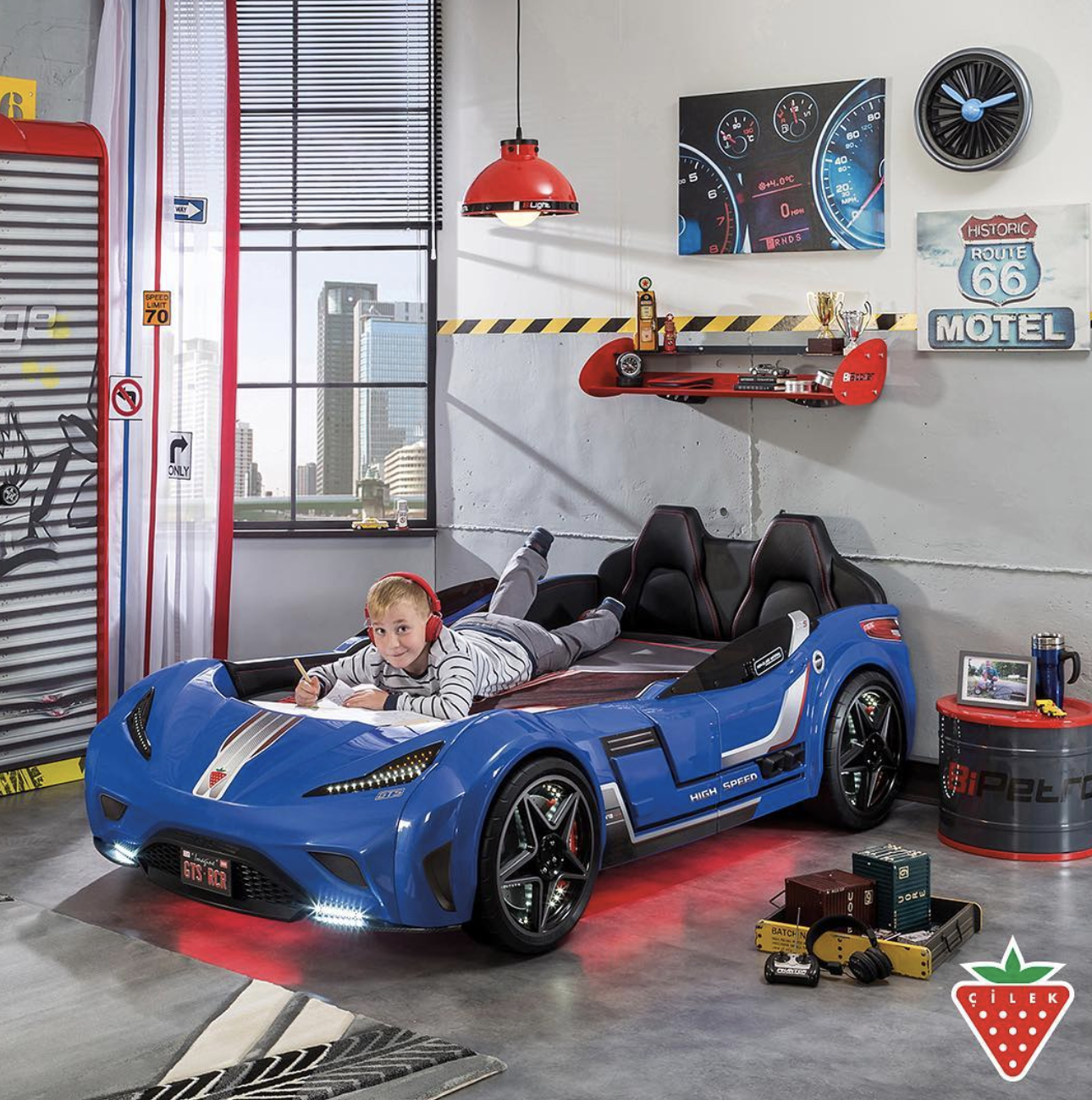 How to Decorate a Car Themed Bedroom