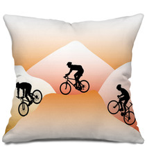 Mountain Bikers Pillows 31108943