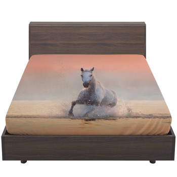 White Horse Runs Gallop Through The Water Bed Sheet